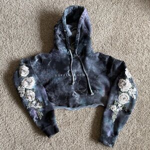 Civil Regime Floral Embroidered Cropped Hoodie